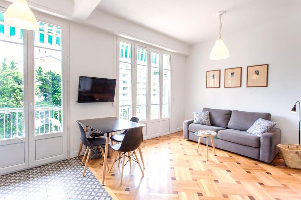 #7 What Else ? Your Own Quiet Terrace In Nice Center 10Min To Beach Екстериор снимка
